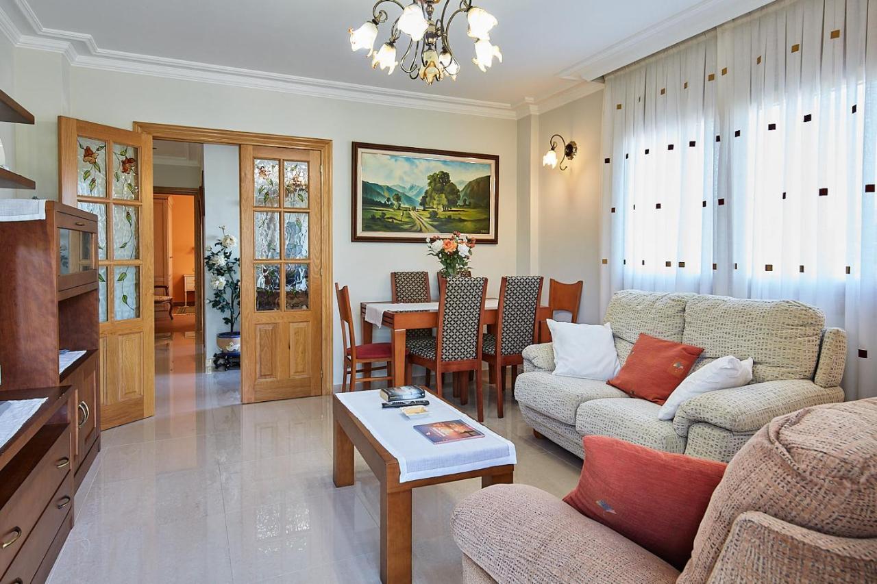 Alojamiento Extrahotelero Casa Ernestina Castillo  Esterno foto